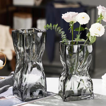 Скляна ваза Reti 