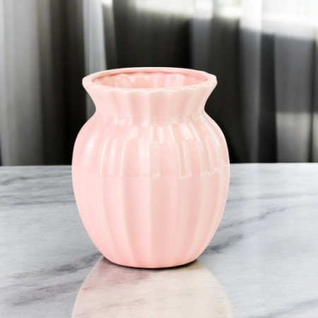 Керамічна ваза Intern