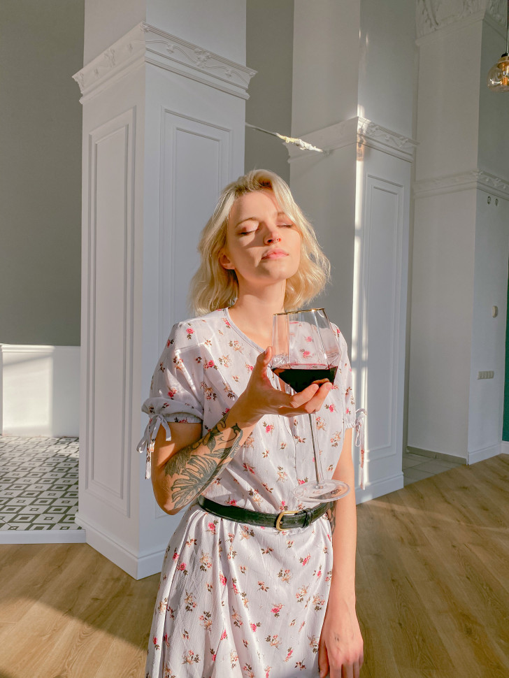 Стеклянный прозрачный бокал для вина Blush