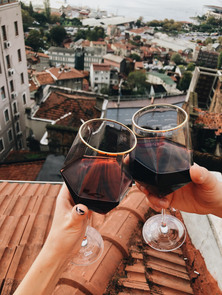 Стеклянный прозрачный бокал для вина Blush