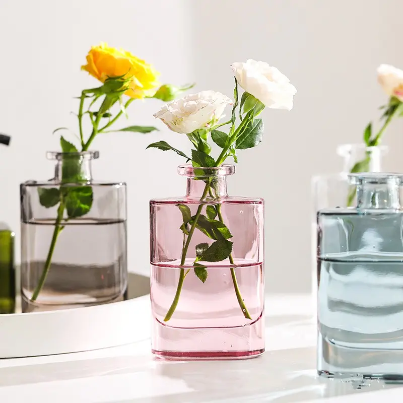 Стеклянная ваза Label