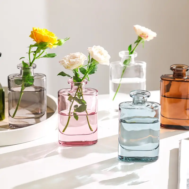 Стеклянная ваза Label