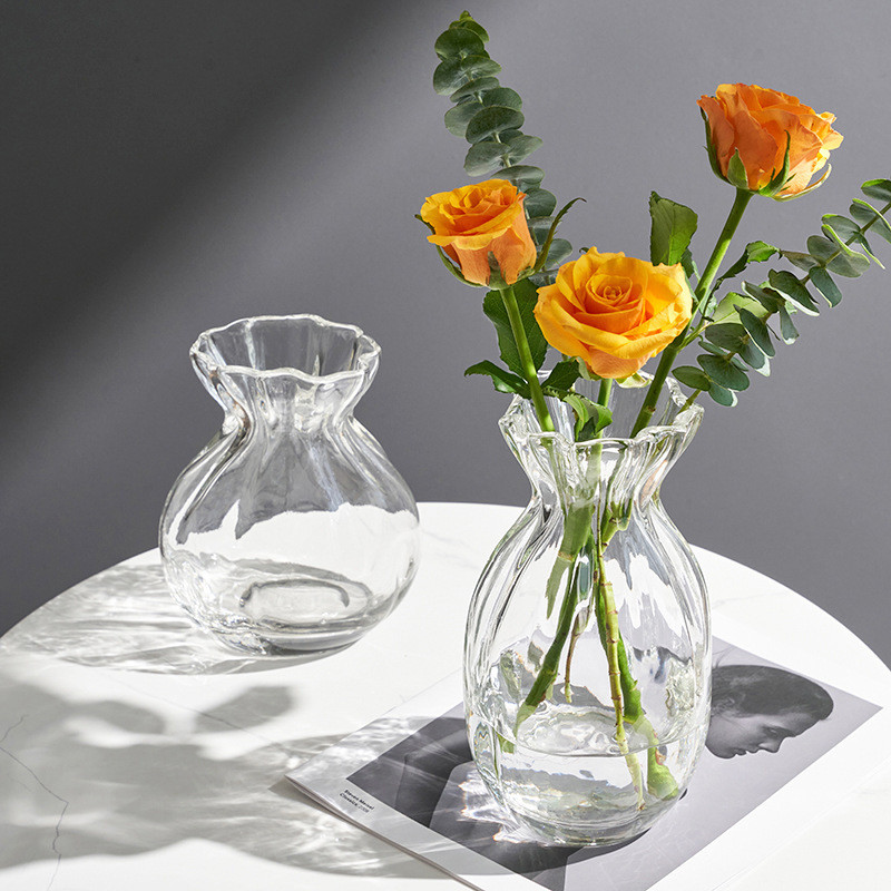 Стеклянная  ваза Bow