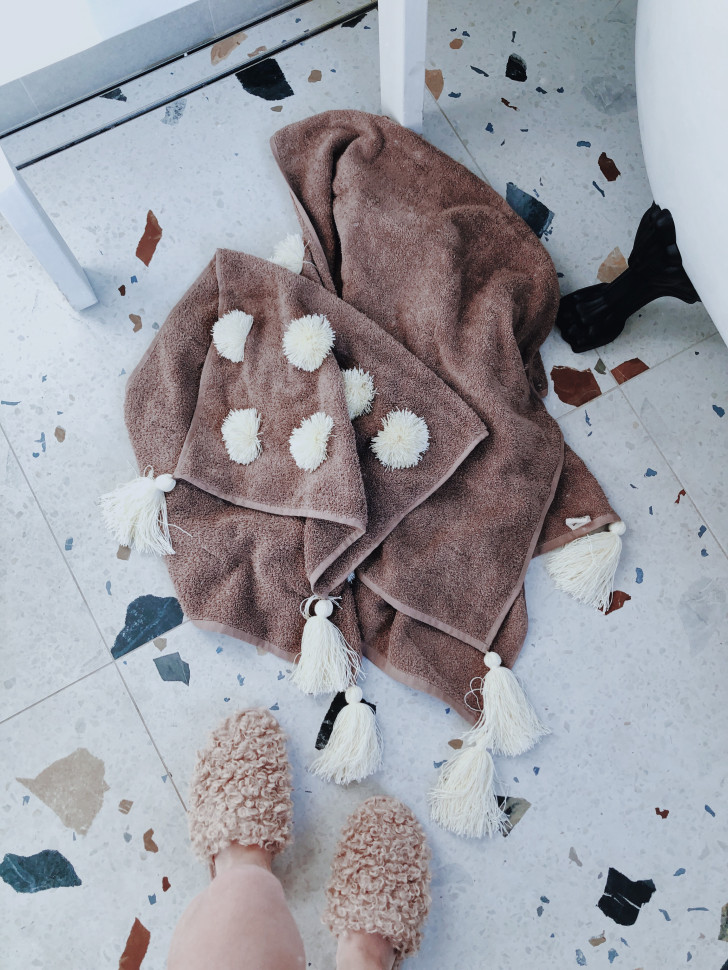 Махровий рушник Milk Cho