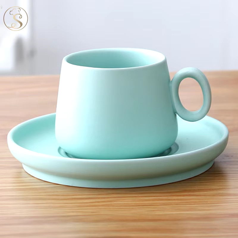 Чашка з блюдцем Tenderness