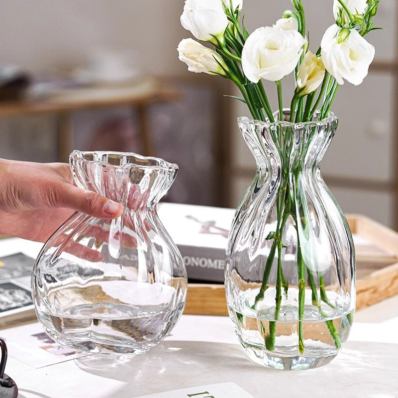 Скляна ваза Frill