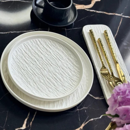 Тарілка White Obelisk II