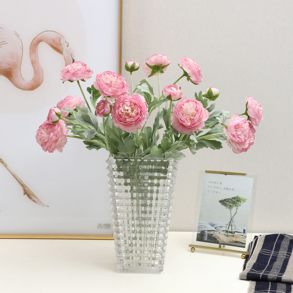 Скляна ваза Pyramide