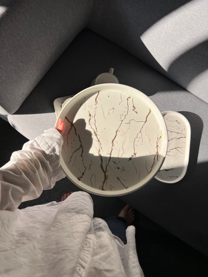 Фарфоровое круглое блюдо Wiese