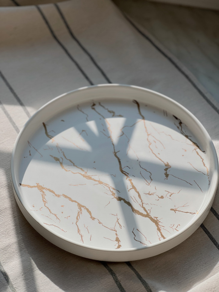 Фарфоровое круглое блюдо Wiese