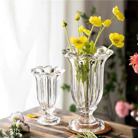 Стеклянная ваза Tulip