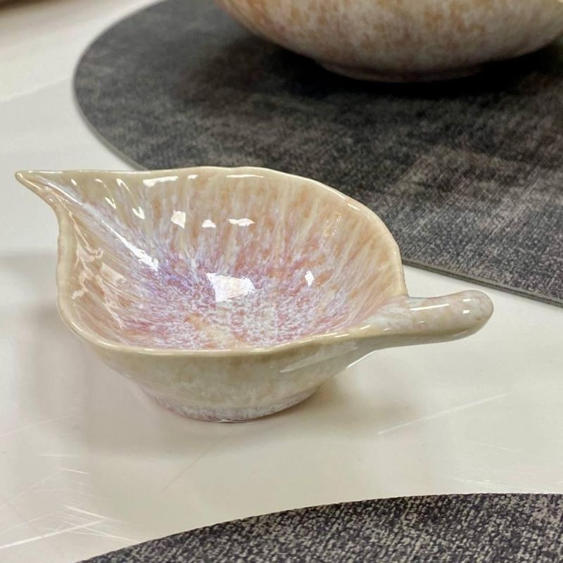 Тарілка-листок Pink Tinder III