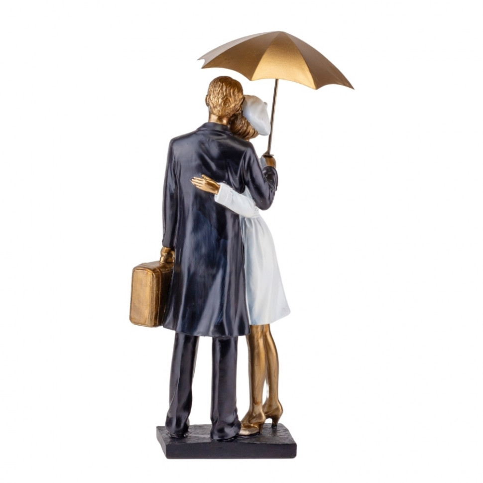 Статуетка Love at a distance