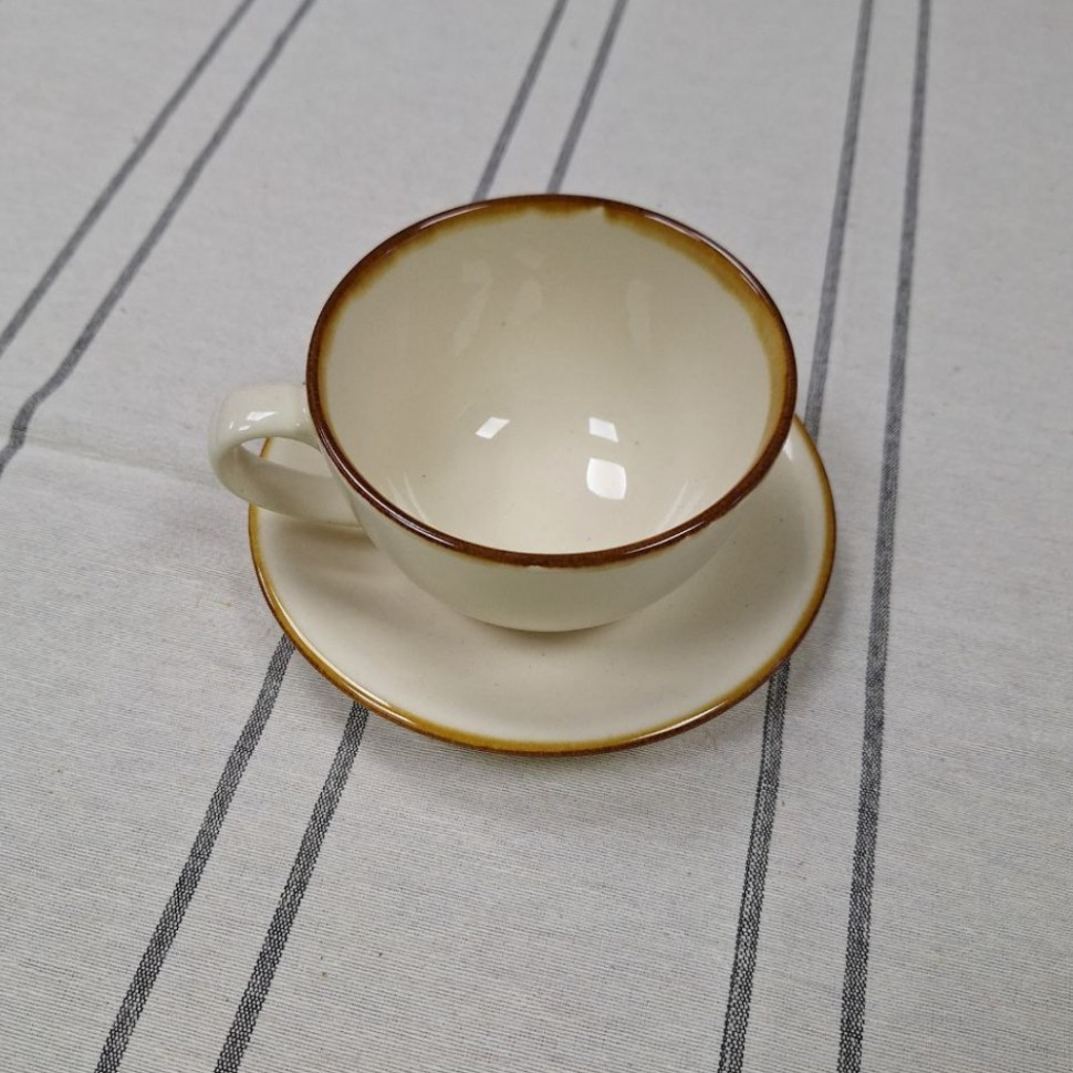 Керамическая чашка с блюдцем Seasons