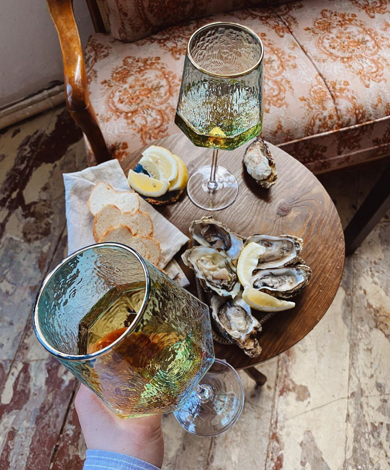 Стеклянный голубой бокал для вина Richard Blue 550 мл