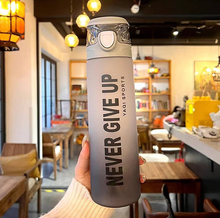 Бутылка для воды  Never give up