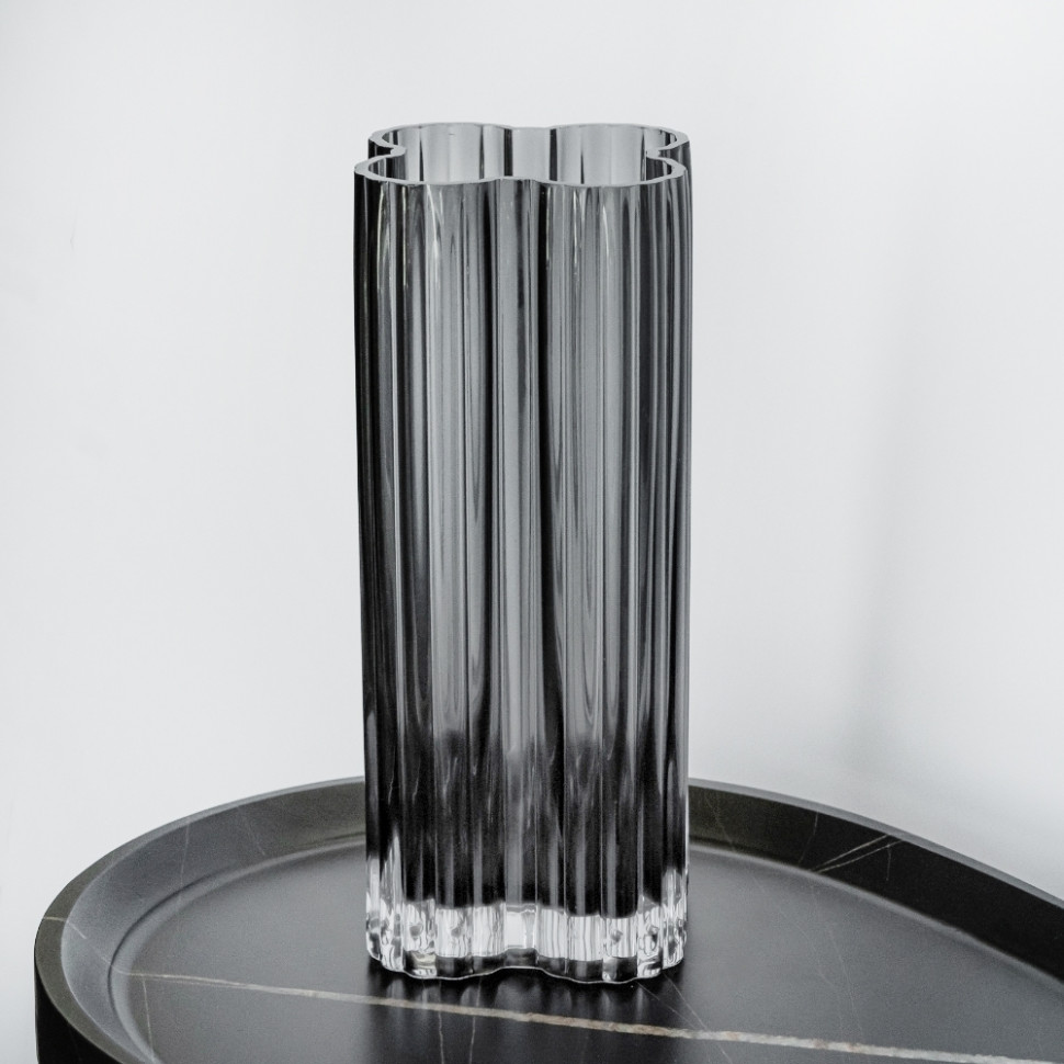 Стеклянная ваза Flower