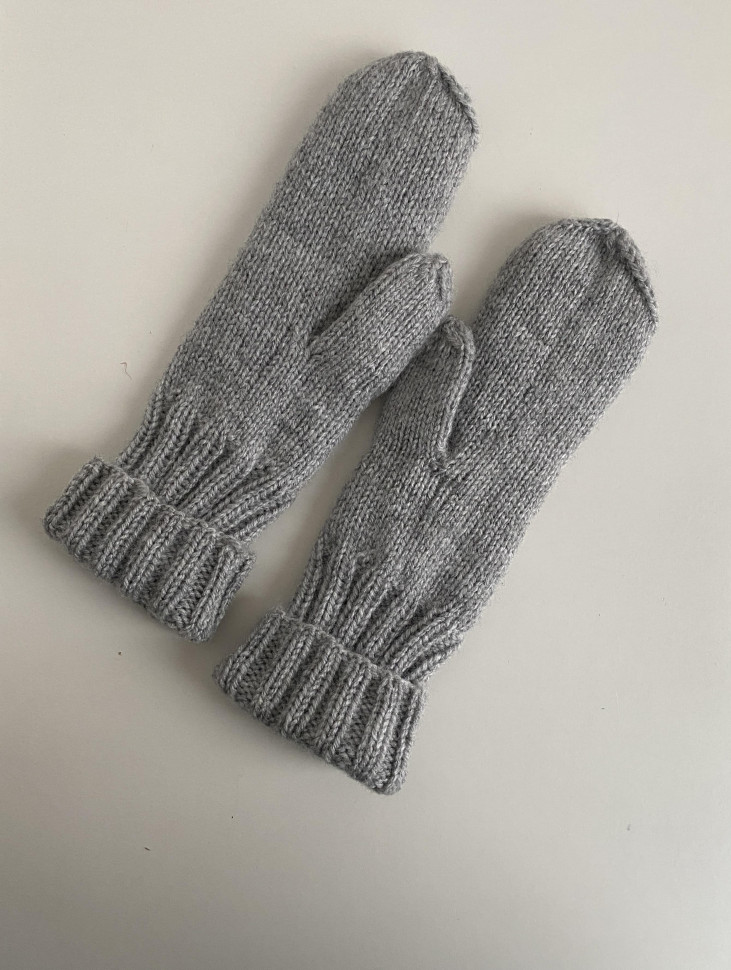 Вязаные варежки Kossa