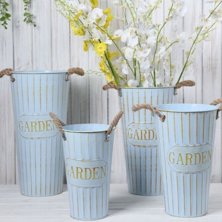 Металлическое кашпо Gardur