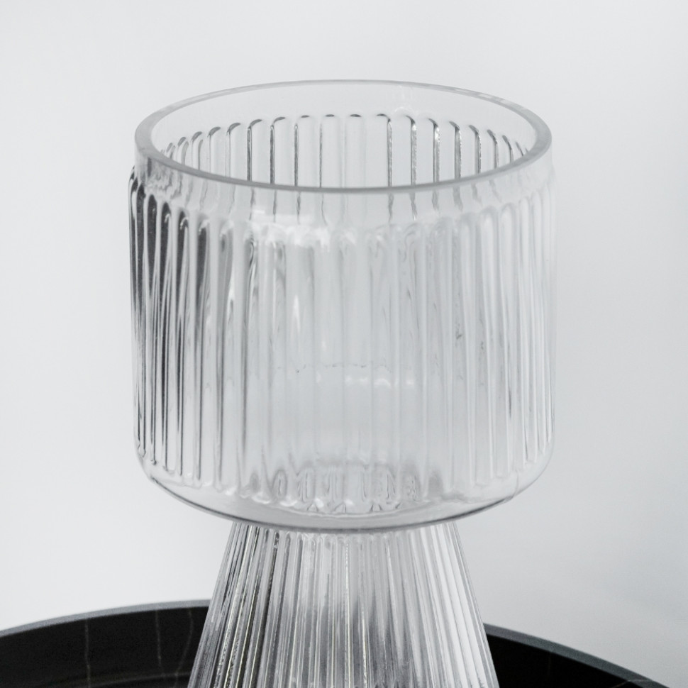 Стеклянная ваза Elegance