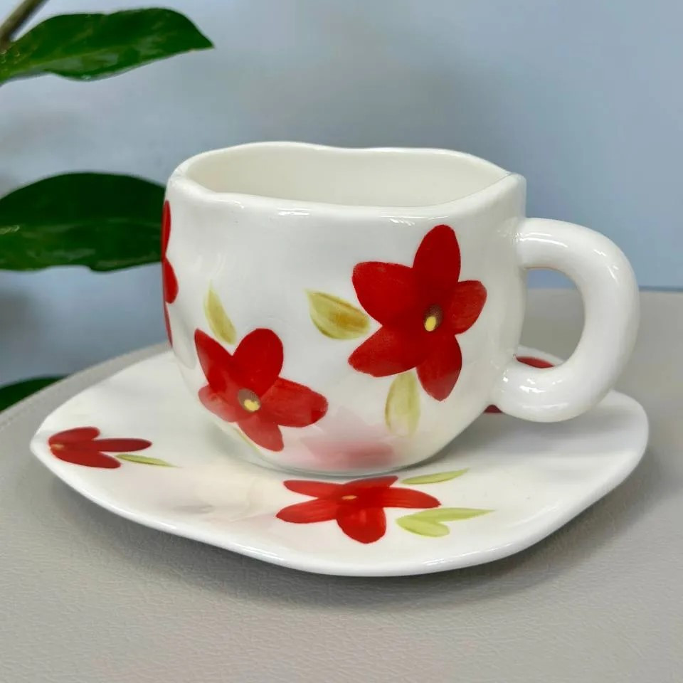 Чашка з блюдцем Bright Flower