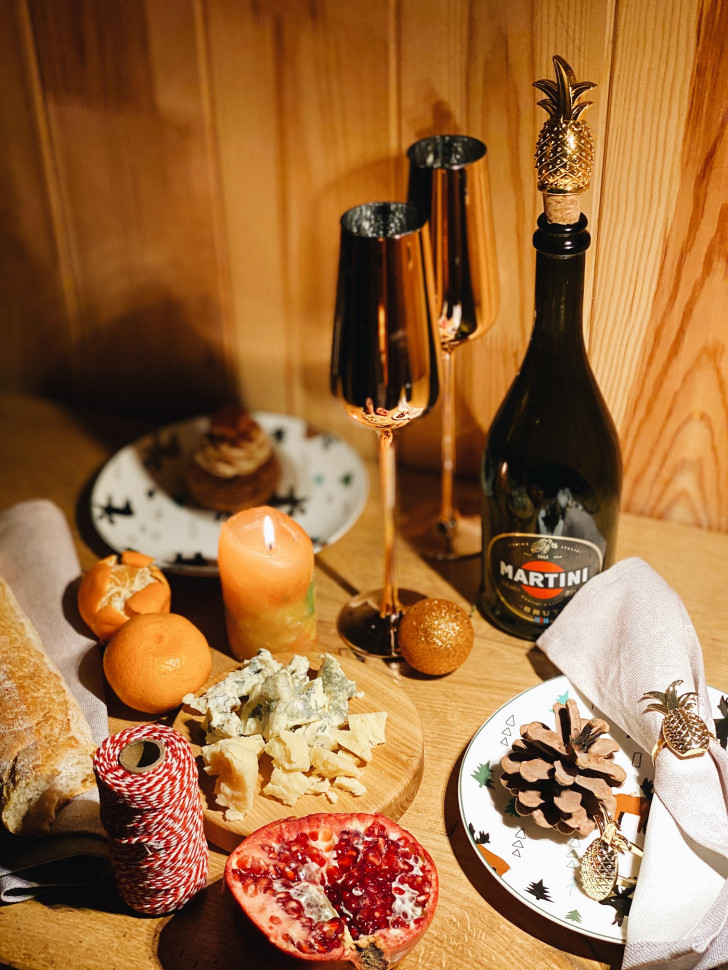 Доска сырная для подачи Brie