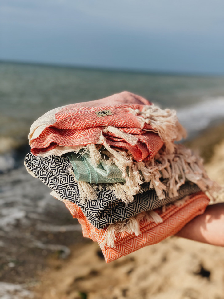 Жакардовий пляжний рушник Kitto