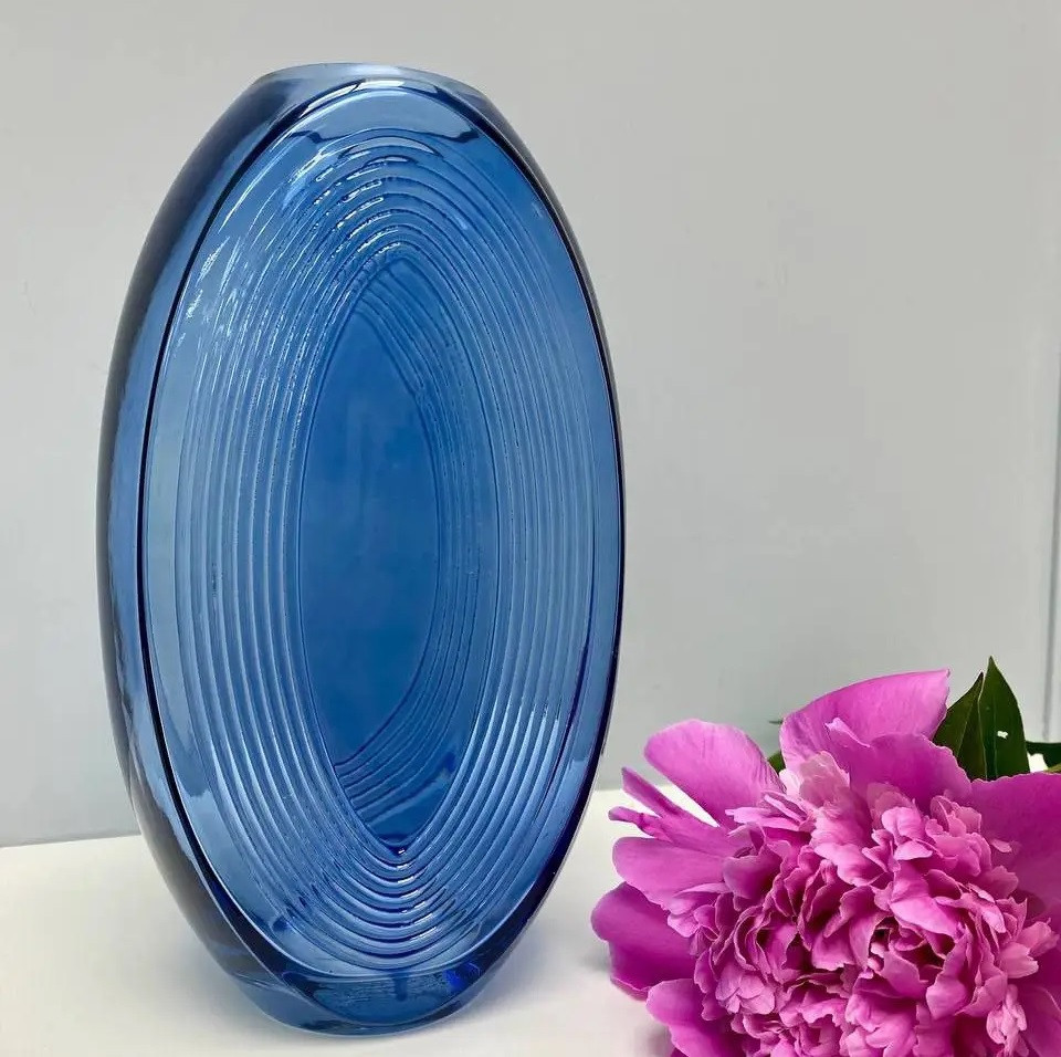 Стеклянная ваза Crystal овальная