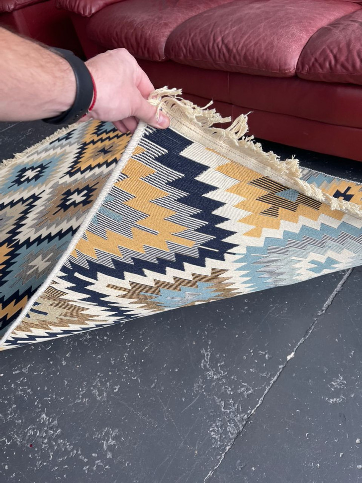 Безворсовый ковер Crankle