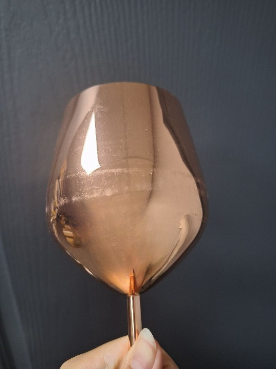 Бокал для вина Rose gold