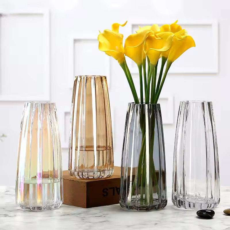 Стеклянная ваза Brease