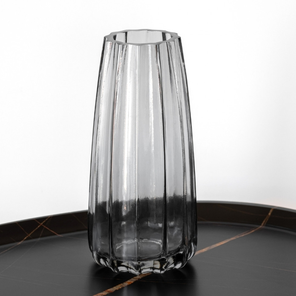 Стеклянная ваза Brease