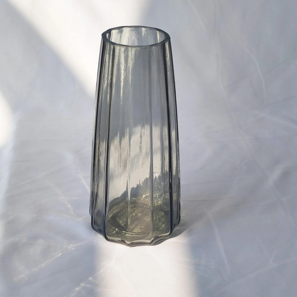 Стеклянная ваза Brease