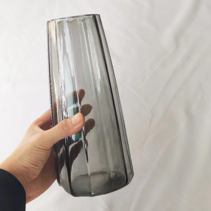 Стеклянная ваза Brease