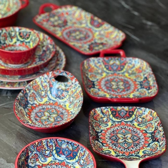 Блюдо с ручками Painted red