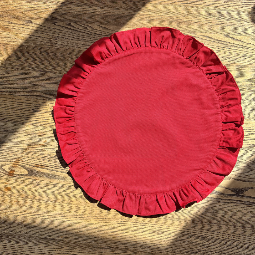 Круглые салфетки с воланами Sandro