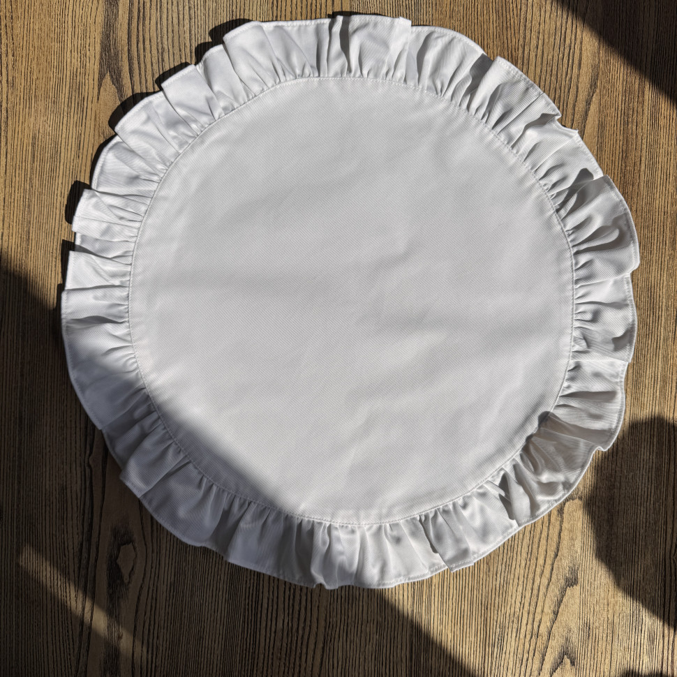 Круглые салфетки с воланами Sandro