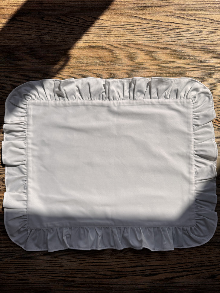 Прямоугольные салфетки с воланами Sandro 