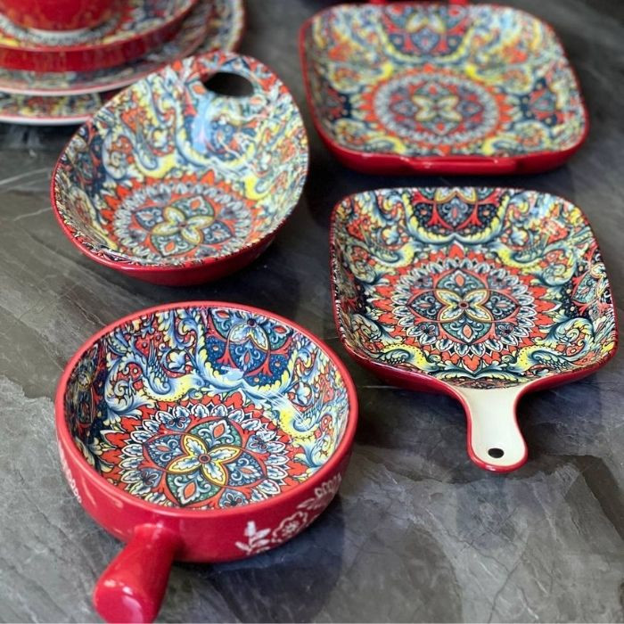 Тарелка глубокая Painted red