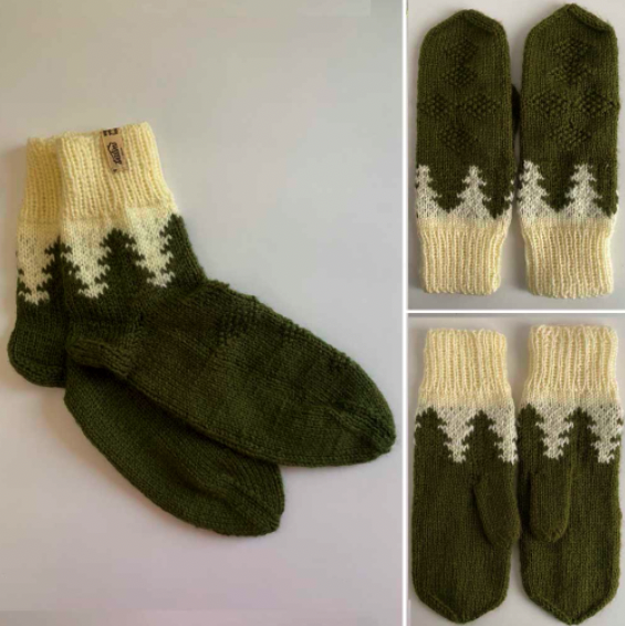Вязаные носки и варежки Wzutti Green