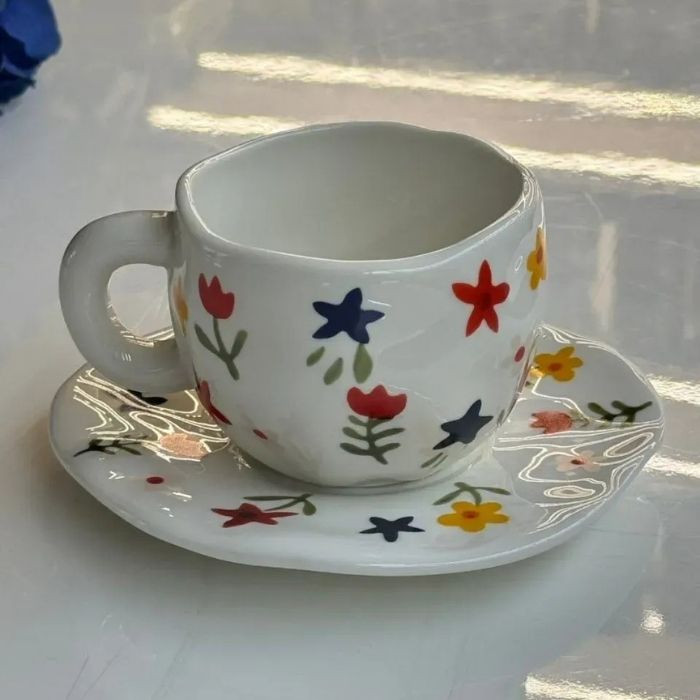 Чашка з блюдцем Flowers 300 мл