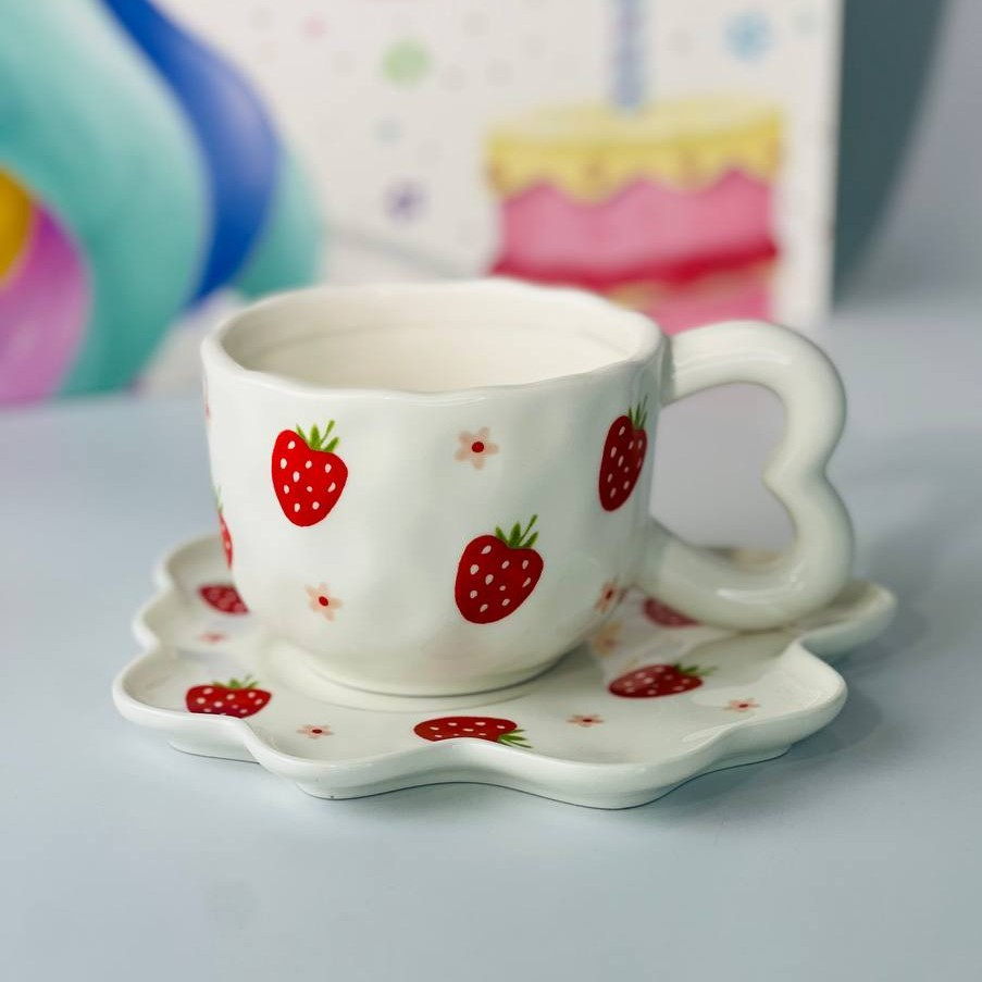 Чашка с блюдцем Berrie and love