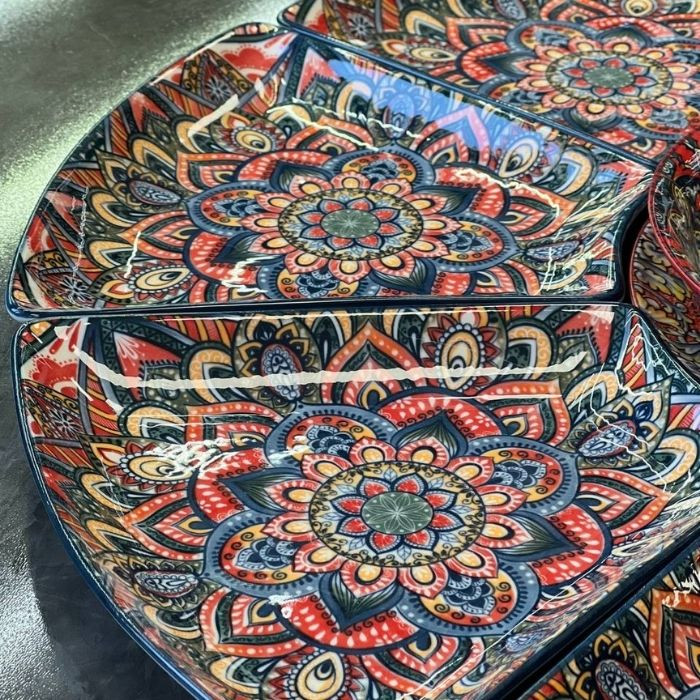 Блюдо-сегмент Painted blue