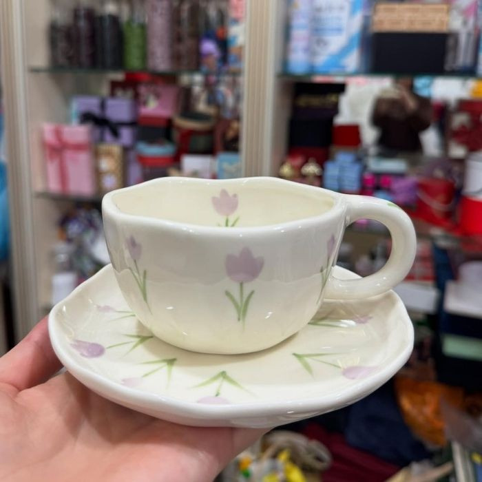 Чашка з блюдцем Delicate tulip 300 мл