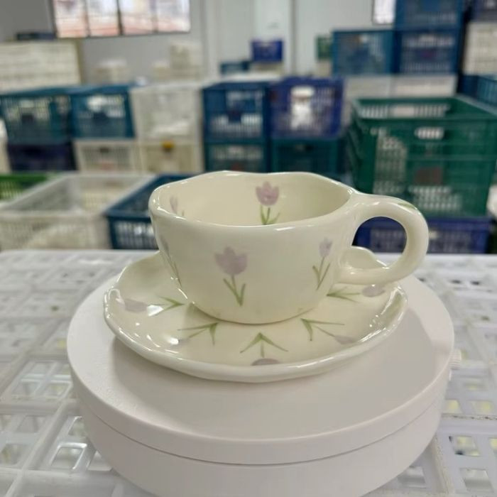 Чашка з блюдцем Delicate tulip 300 мл