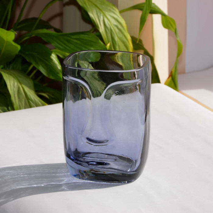 Стеклянная ваза Eccentric