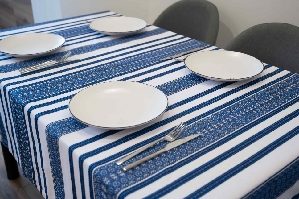 Вишита скатертина Ethnic