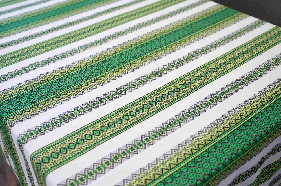 Вишита скатертина Ethnic