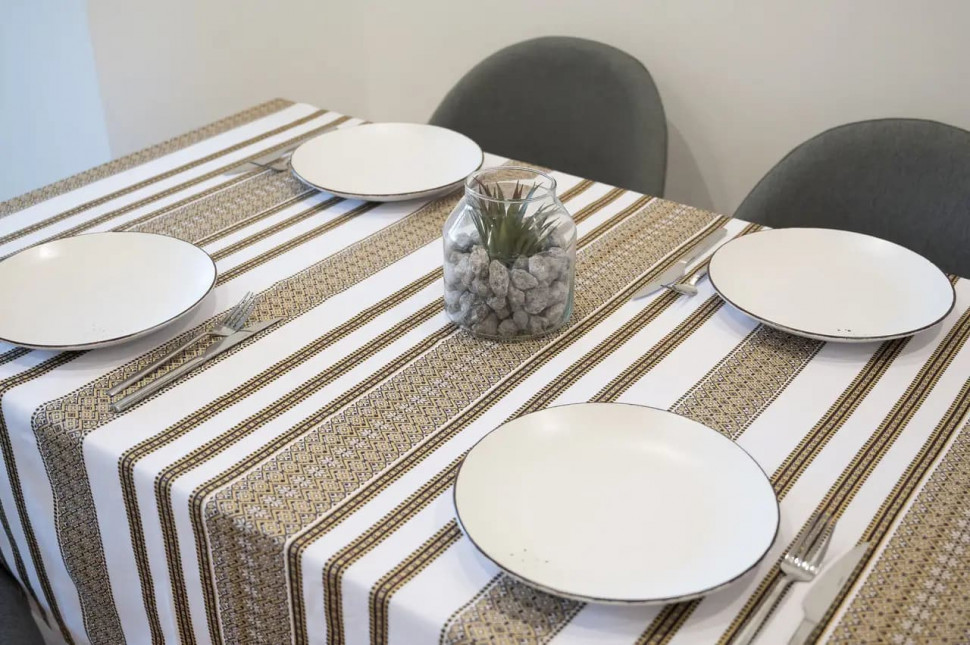 Вишита скатертина Ethnic