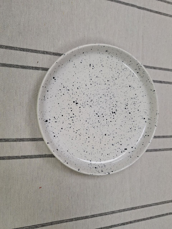 Керамическая тарелка Cosmo